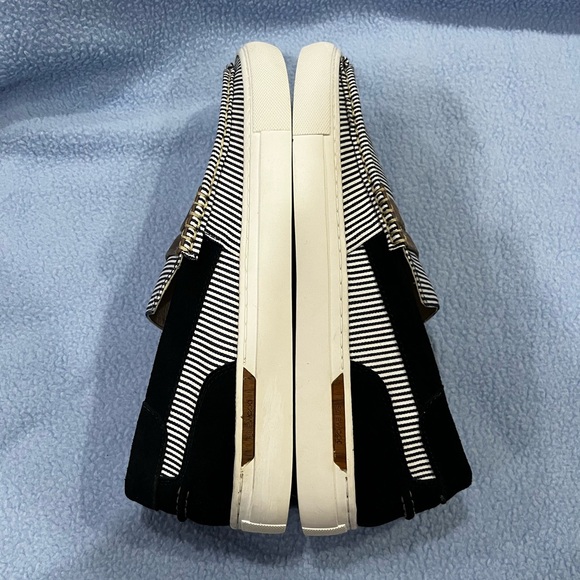 Solewood Men's Penny Loafer, Blue & White Stripes, Size 9M - Picture 6 of 7